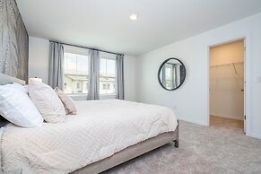 Charming 3Bd Close to Disney Festival 638