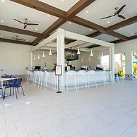 Gorgeous 4Bd w Pool Waterpark Storey Lake 4836m