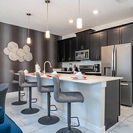 Gorgeous 4Bd w Pool Waterpark Storey Lake 4836m