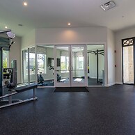 Gorgeous 4Bd w Pool Waterpark Storey Lake 4836m