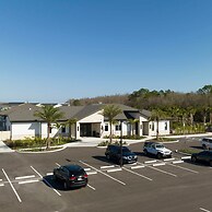 Gorgeous 4Bd w Pool Waterpark Storey Lake 4836m