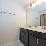 Gorgeous 4Bd w Pool Waterpark Storey Lake 4836m