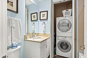 Unique Beachfront Condo With Exceptional Views