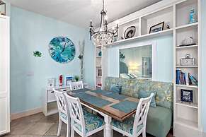 Unique Beachfront Condo With Exceptional Views