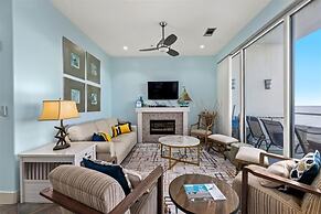 Unique Beachfront Condo With Exceptional Views