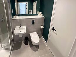 Manchester Industrial by Casacity