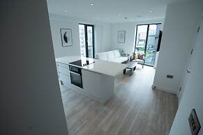 Alabaster Suite by Casacity