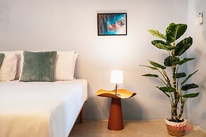 Charming Historic Home With Rooftop Views