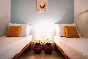 Charming Historic Home With Rooftop Views