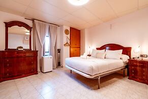 Unik Vacation Major in Tarragona