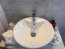 High Point Apartments Fira