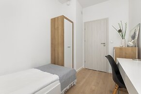 Family Apartment With Parking by Renters