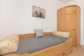 Family Apartment With Parking by Renters
