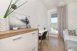 Family Apartment With Parking by Renters