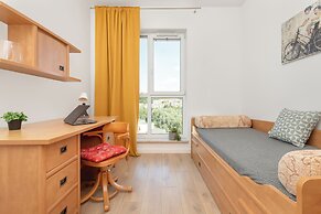 Family Apartment With Parking by Renters