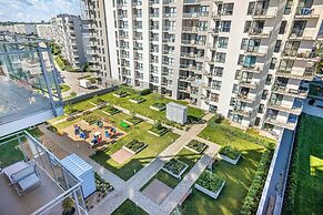 Family Apartment With Parking by Renters