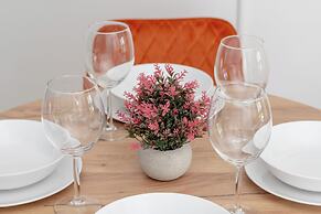 Family Apartment With Parking by Renters