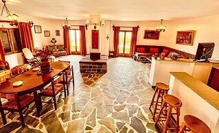 Villa Xanthi in Doctor s Area