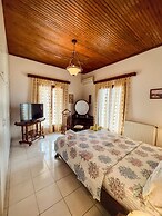 Villa Xanthi in Doctor s Area