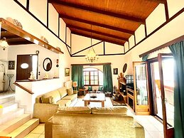 Villa Xanthi in Doctor s Area