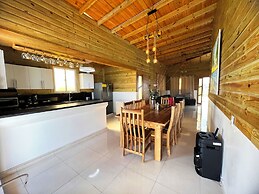 Elegant - Luxury and Private Villa