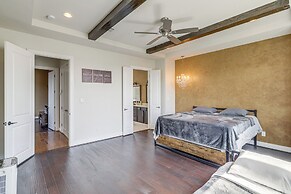 Houston Home w/ Rooftop Patio - 3 Mi to Downtown!