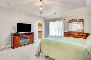 6 Mi to Autzen Stadium: Eugene Home w/ Gazebo