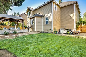 6 Mi to Autzen Stadium: Eugene Home w/ Gazebo