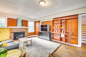 Spacious Eugene Home w/ Patio - Walk to UO Campus!