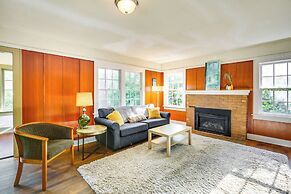 Spacious Eugene Home w/ Patio - Walk to UO Campus!