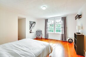 Spacious Eugene Home w/ Patio - Walk to UO Campus!