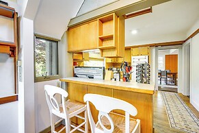 Spacious Eugene Home w/ Patio - Walk to UO Campus!