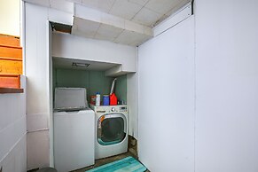 Spacious Eugene Home w/ Patio - Walk to UO Campus!