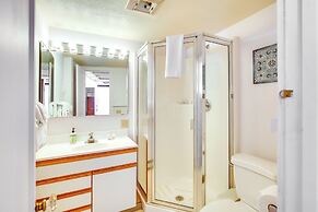 Spacious Eugene Home w/ Patio - Walk to UO Campus!