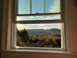 Lovely Country Retreat, 4 Mi to Dtwn Narrowsburg!