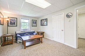 State College Apartment: Walk to Beaver Stadium!