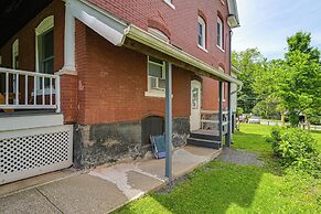 State College Apartment: Walk to Beaver Stadium!