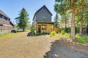 Charming Donnelly Home - 1 Mi to Lake Cascade!