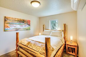 Charming Donnelly Home - 1 Mi to Lake Cascade!