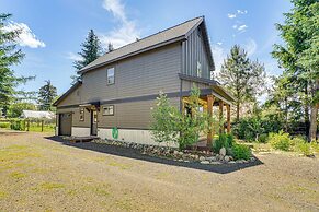 Charming Donnelly Home - 1 Mi to Lake Cascade!