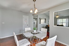 Convenient Hope Mills Home ~ 6 Mi to Fayetteville!