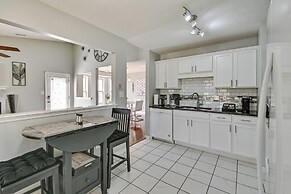 Convenient Hope Mills Home ~ 6 Mi to Fayetteville!
