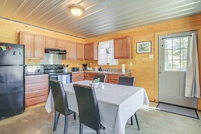 5 Mi to Sardis Lake: Pet-friendly Cabin Rental