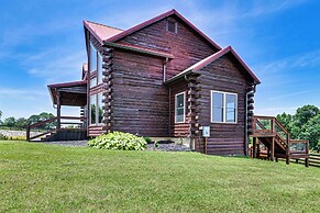 Scenic Getaway w/ Deck: 7 Mi to Mammoth Cave Park!