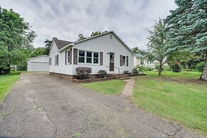 Charming Pepin Home Near Mississippi River!