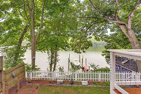 Charming Waterford Home w/ Dock on Niantic River!