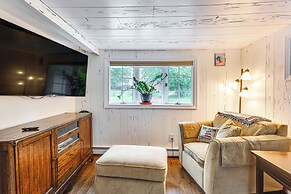 Charming Waterford Home w/ Dock on Niantic River!