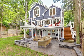 Charming Waterford Home w/ Dock on Niantic River!