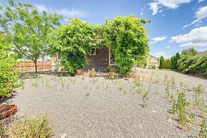 West Richland Home w/ Large Yard: Near Wineries!