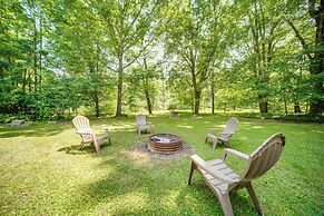 Pet-friendly Espyville Home w/ Yard & Fire Pit!